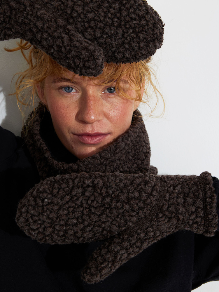 U Vargön Fat Wool Mittens