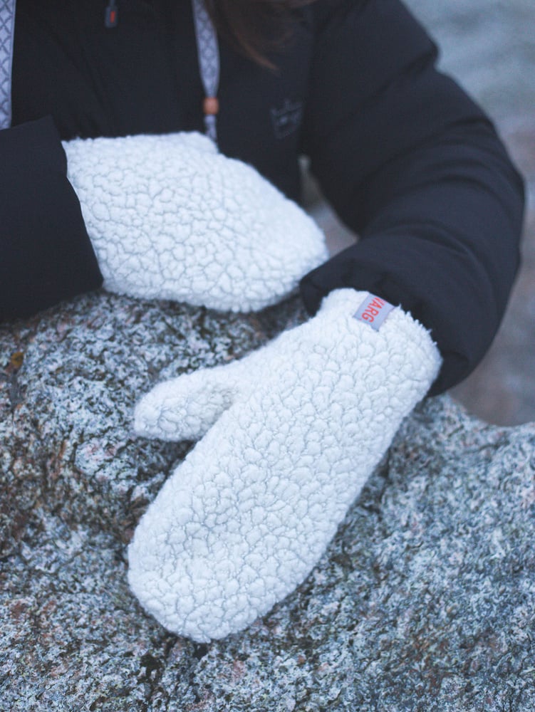 U Vargön Fat Wool Mittens