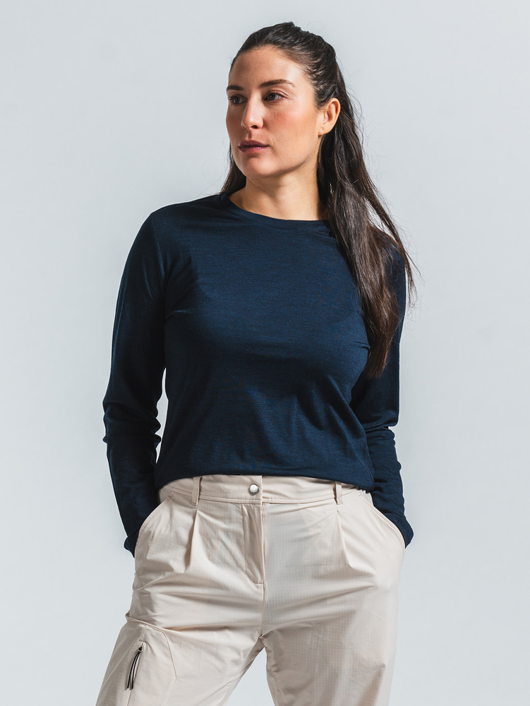 W Åhus Active Long Sleeve Tee