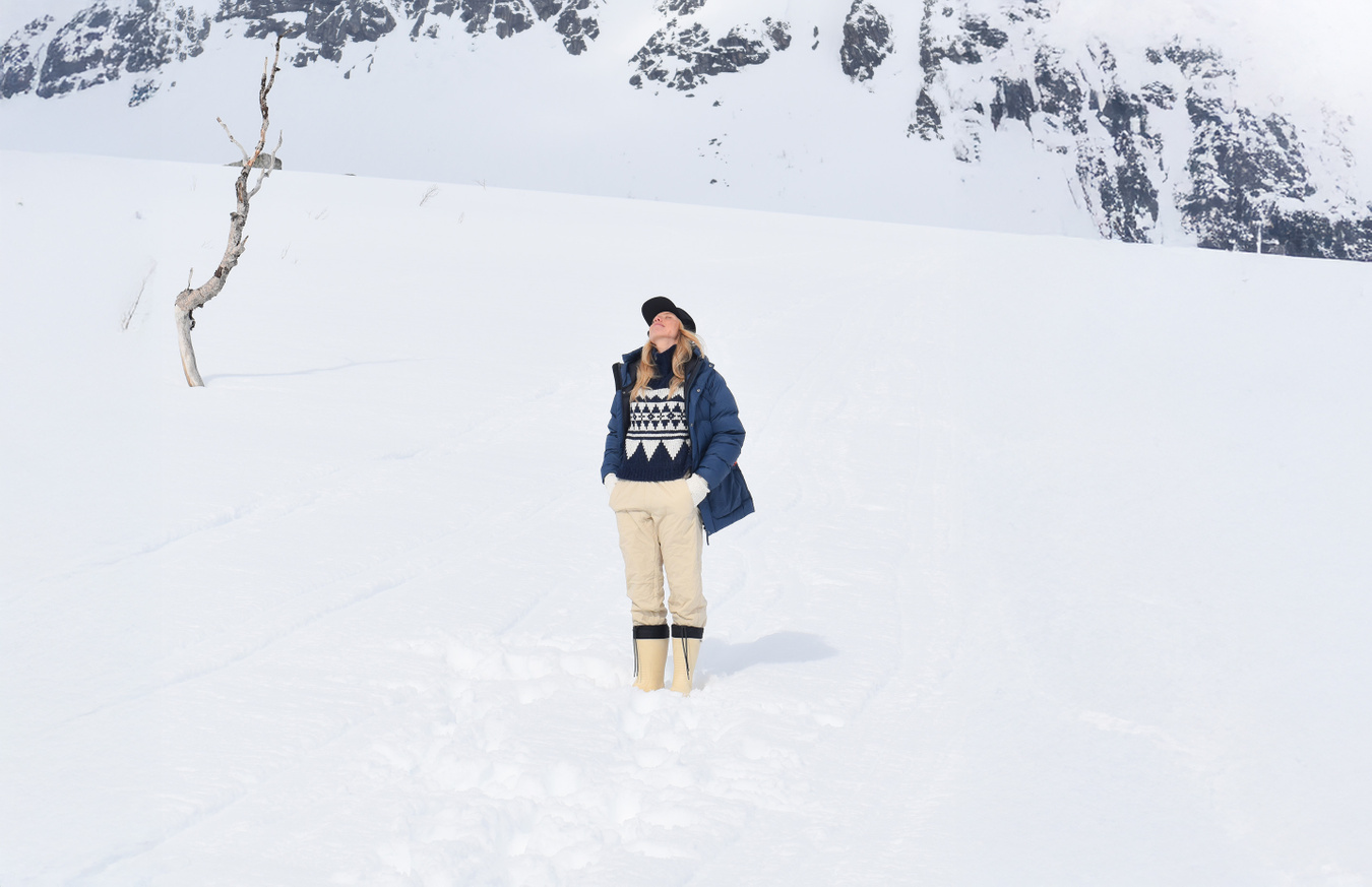 W Bräcke Knitted T-Neck
