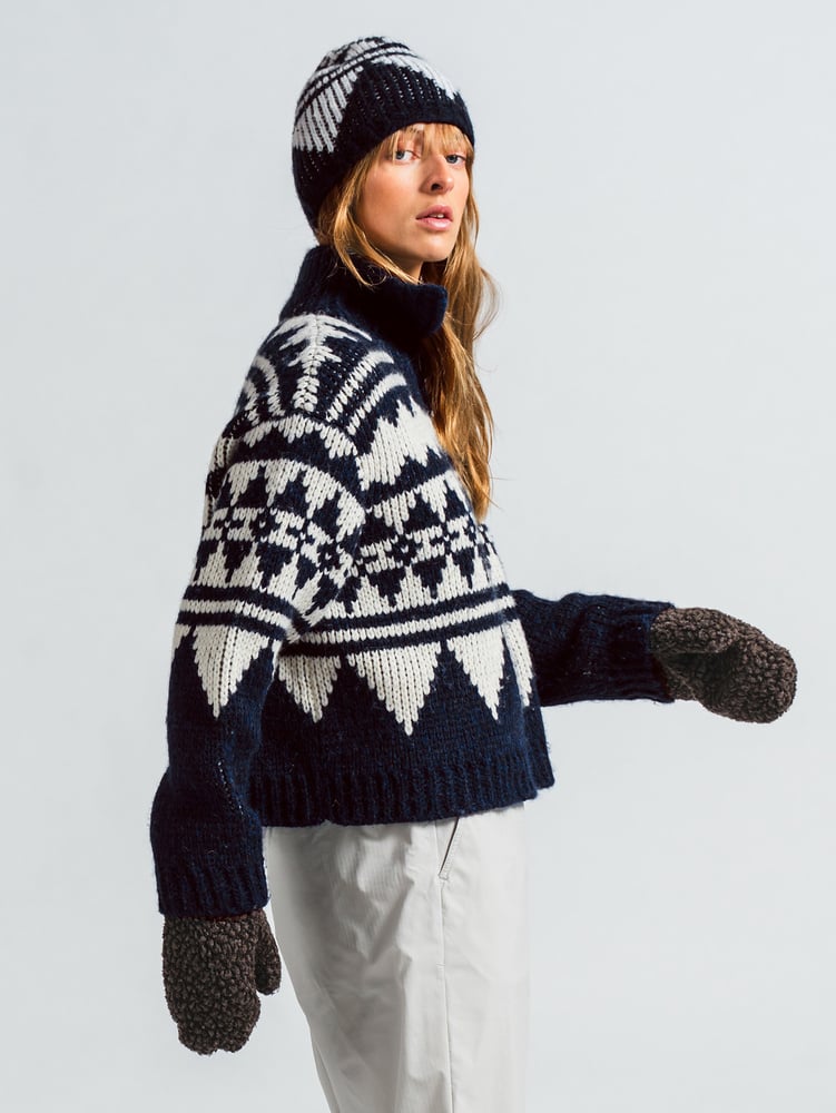 W Bräcke Knitted T-Neck