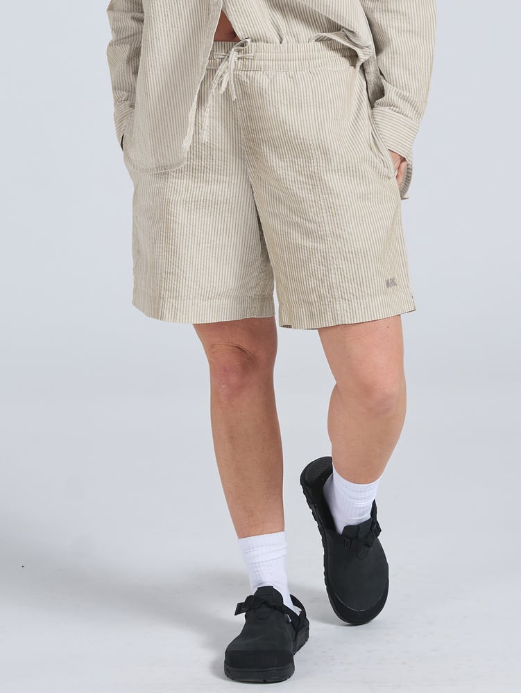 W Haväng Summer Shorts