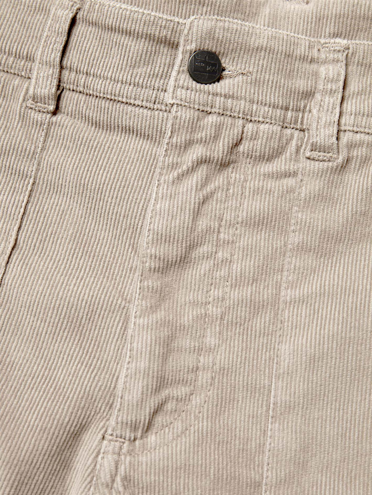 W Vaxholm Corduroy Shorts