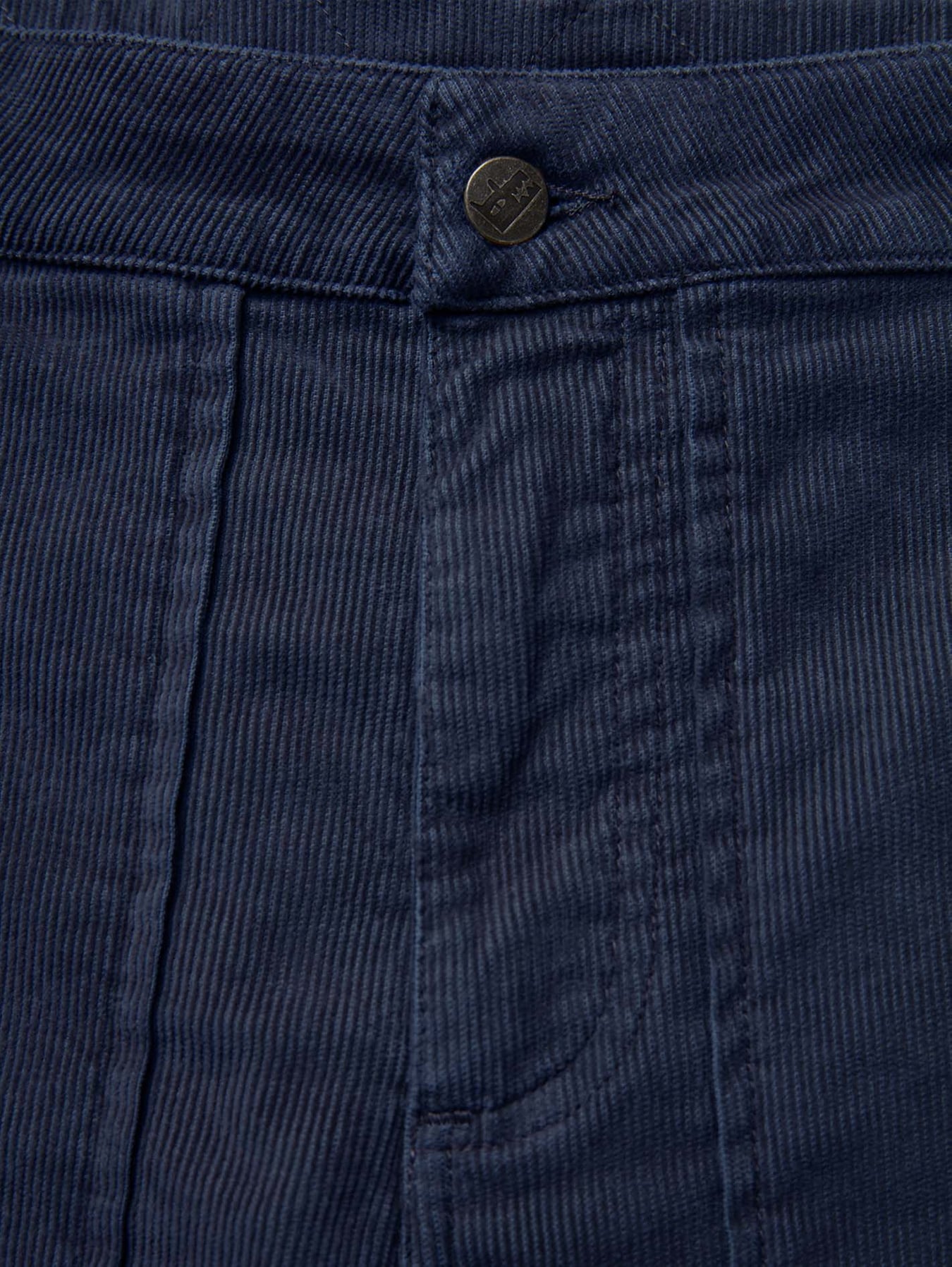 M Vaxholm Corduroy Shorts