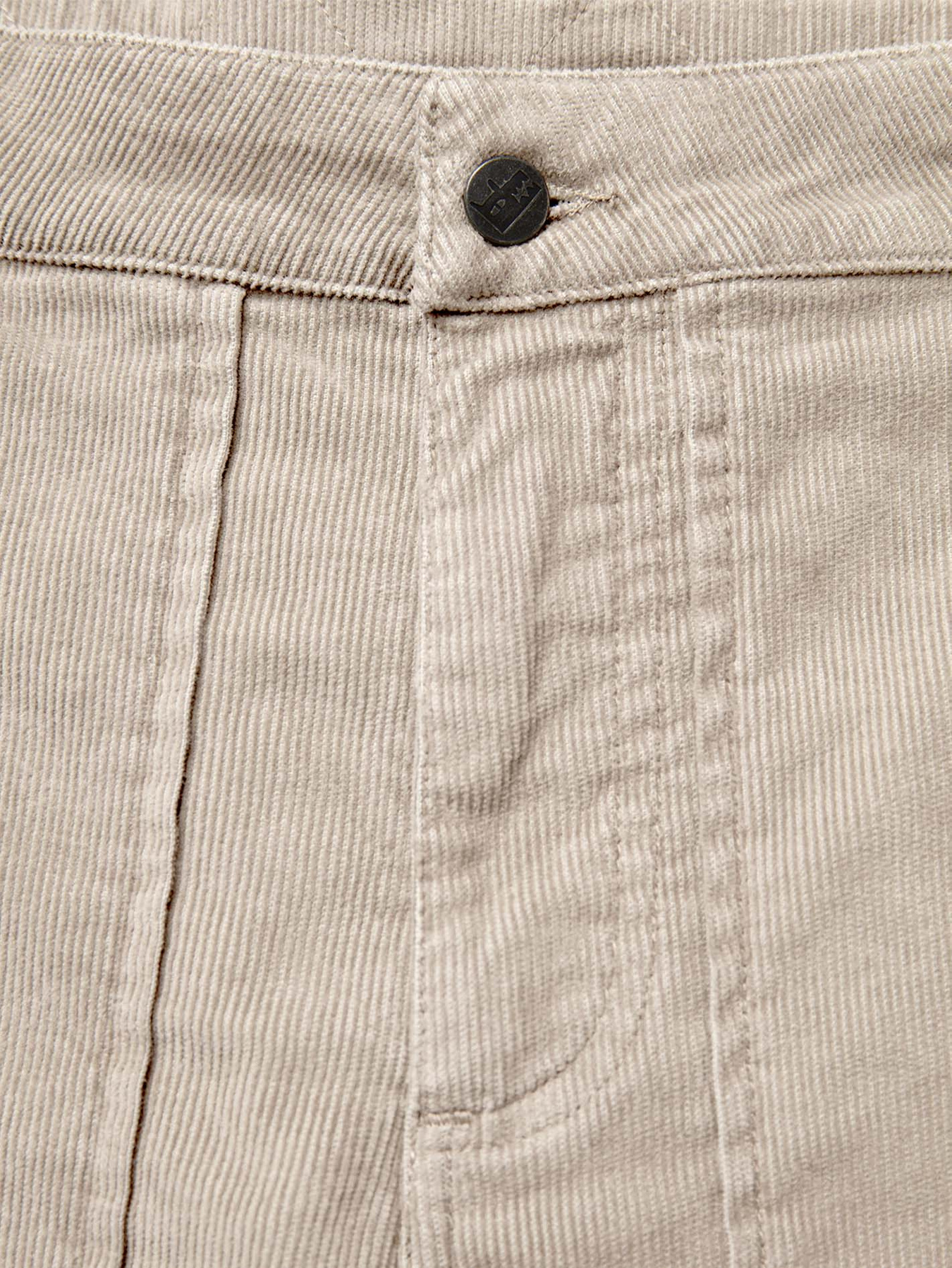 M Vaxholm Corduroy Shorts